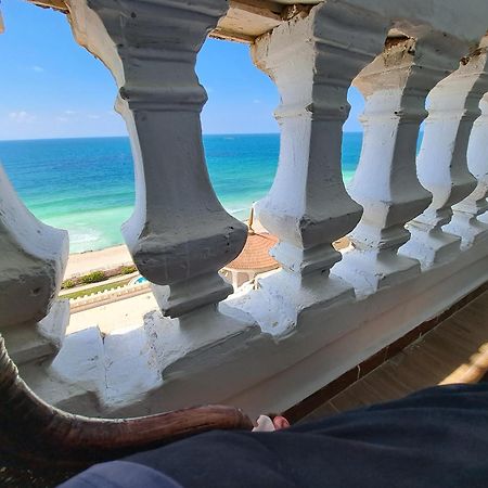 Panorama Apartment Overlooking Alexandria Sea with free wifi شقة تطل على البحر مباشرة في أبوتلات الساحل الشمالي المظهر الخارجي الصورة