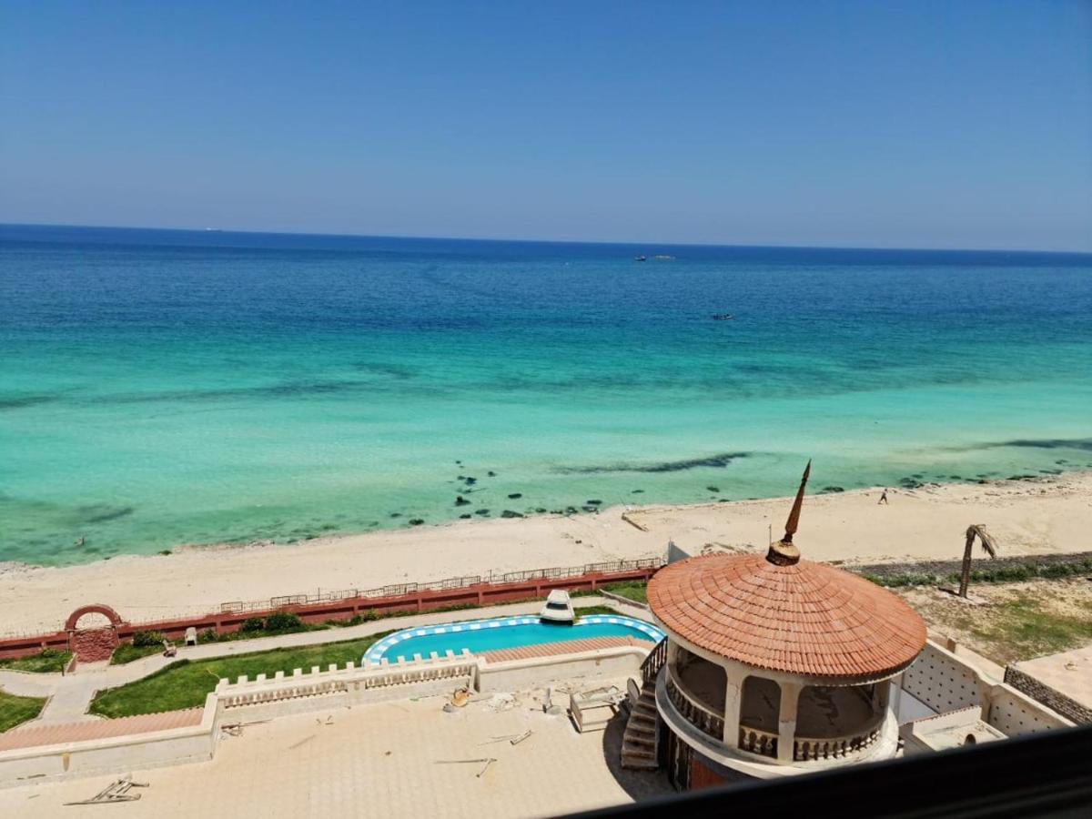 Panorama Apartment Overlooking Alexandria Sea with free wifi شقة تطل على البحر مباشرة في أبوتلات الساحل الشمالي المظهر الخارجي الصورة