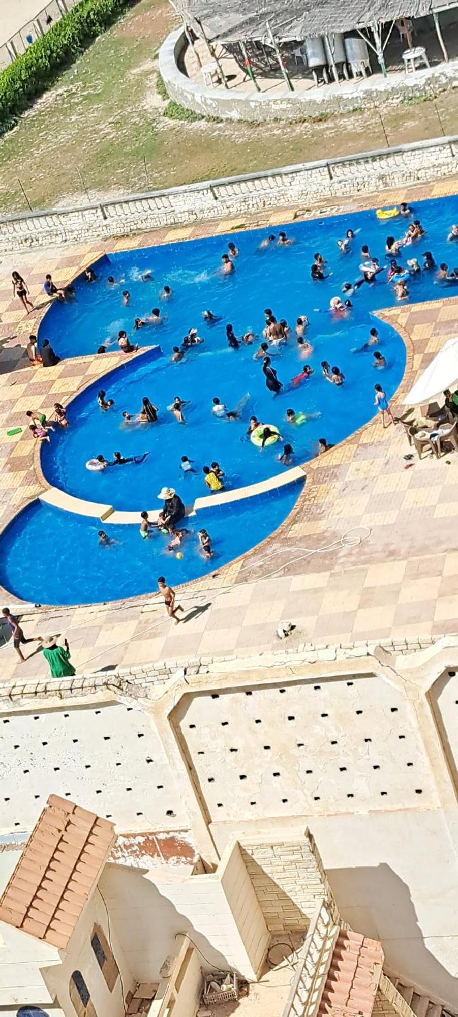 Panorama Apartment Overlooking Alexandria Sea with free wifi شقة تطل على البحر مباشرة في أبوتلات الساحل الشمالي المظهر الخارجي الصورة